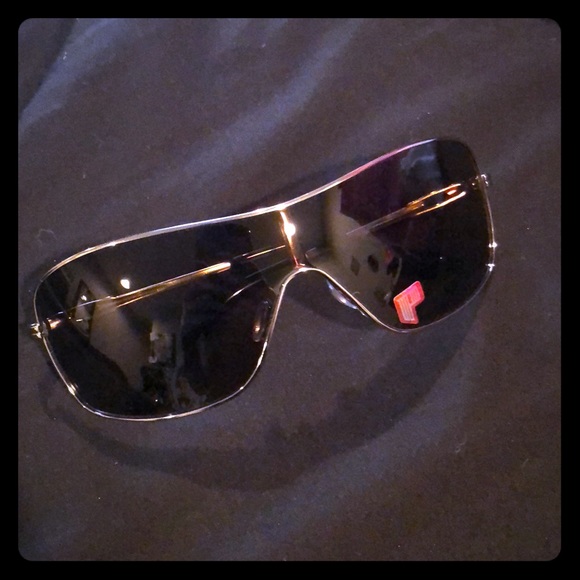 women's polarized shield sunglasses